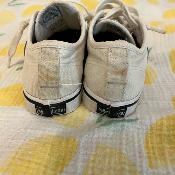Adidas Nizza size 4 - Picture 2 of 4